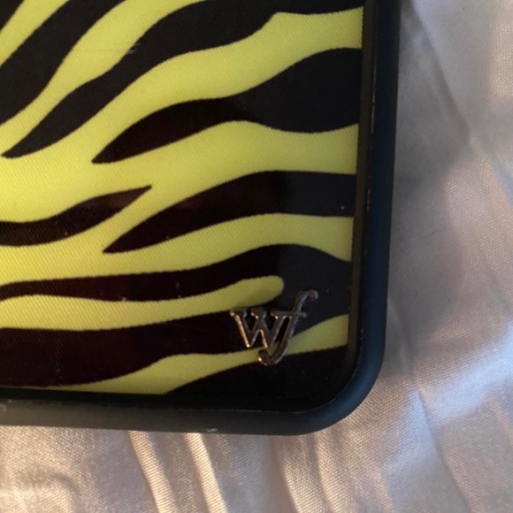 WILDFLOWER GREEN TIGER iPhone Xs case 💚 - Picture 3 of 3